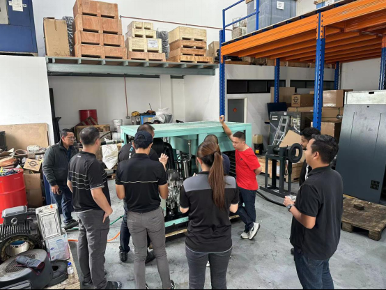 開(kāi)山集團(tuán)正力精工展開(kāi)海外巡檢及培訓(xùn)(圖1) 開(kāi)山集團(tuán)正力精工展開(kāi)海外巡檢及培訓(xùn)(圖1)