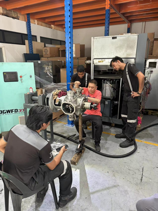 開(kāi)山集團(tuán)正力精工展開(kāi)海外巡檢及培訓(xùn)(圖5) 開(kāi)山集團(tuán)正力精工展開(kāi)海外巡檢及培訓(xùn)(圖5)