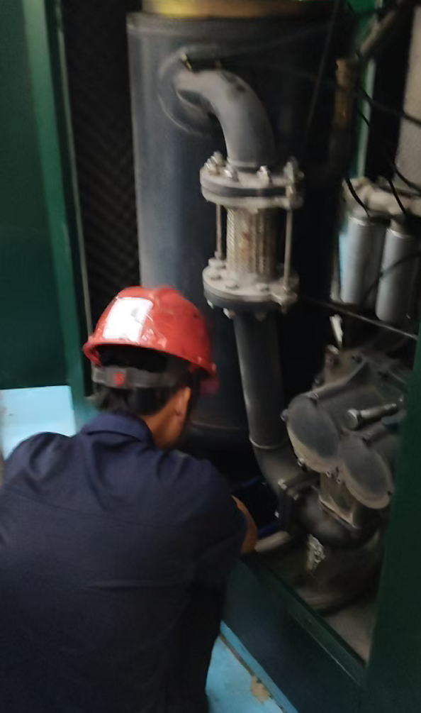 龍巖空壓機維護清洗流程